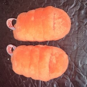 UGG fluff yeah Slides